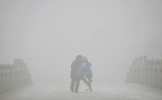  霧霾污染重度來襲，大氣監(jiān)測肩負重任